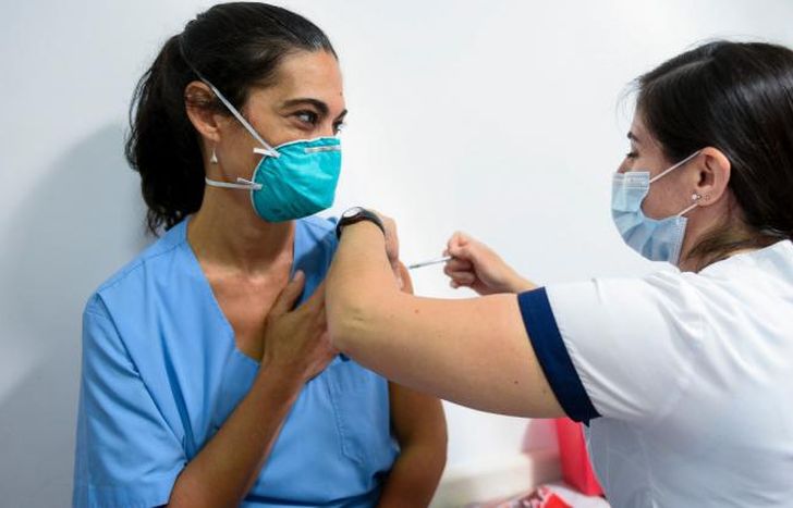 Vizzotti aseguró que en abril llegará la vacuna AstraZeneca.