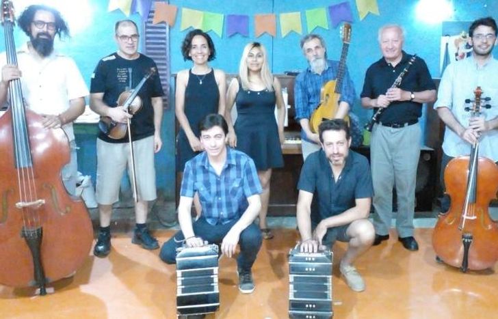 El objetivo del grupo es tener un repertorio, asistir a milongas y representar a Lomas.