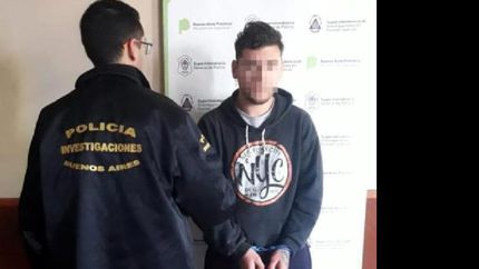 detuvieron a un joven acusado de asesinar a golpes a su hijastra sordomuda