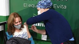 La campaña de vacunación avanza a paso firme.