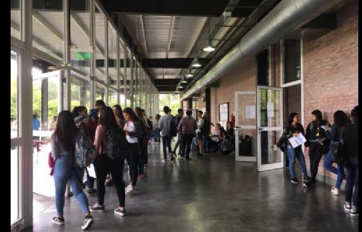 La inscripción se realiza de lunes a viernes de 11 a 17.