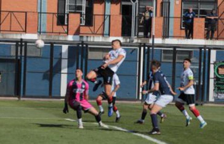 Bruera fue clave para la cosecha de Brown en Ezeiza.
