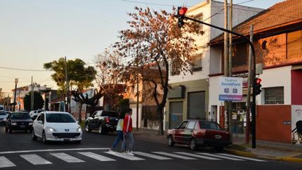 Son varios los cruces que tienen nuevos semáforos.