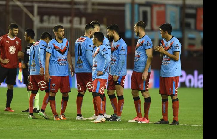 El entrenador del Tricolor prepara varios cambios para recibir el domingo a Los Andes.
