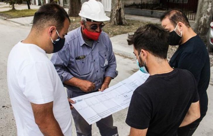 Funcionarios del Municipio estuvieron supervisando el proyecto.