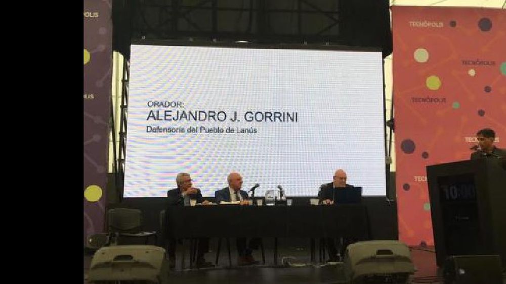 El defensor del Pueblo de Lanús pidió que se suspenda la suba de tarifas