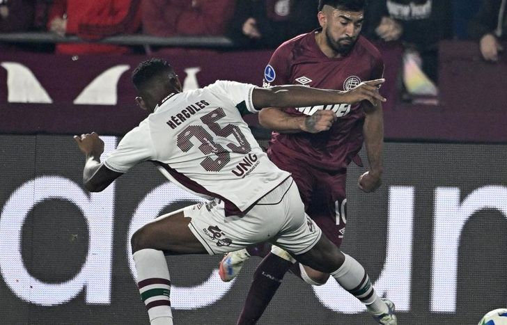 Lanús afronta un duro partido con Fluminense.