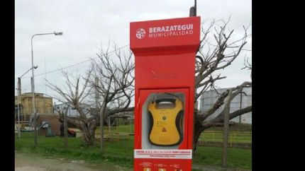 para terminar con los robos de desfibriladores deciden colocarles gps