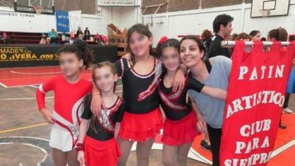 El equipo de patín del Club Para siempre.