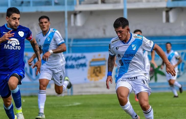 Julián Carrasco, baja por lesión en Temperley.