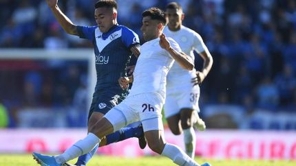 Vélez fue superior al Granate. Vélez fue superior al Granate.