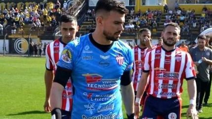 Tello evalúa su futuro en el Albirrojo.