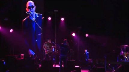 la banda del indio solari libero el show por youtube y presento dos nuevas canciones