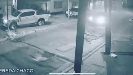 El video muestra la violencia del asalto.