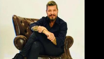 todavia no debuto y ya tiene su primer juicio