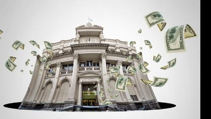 por primera vez en el ano, el banco central tuvo que vender dolares para frenar la suba