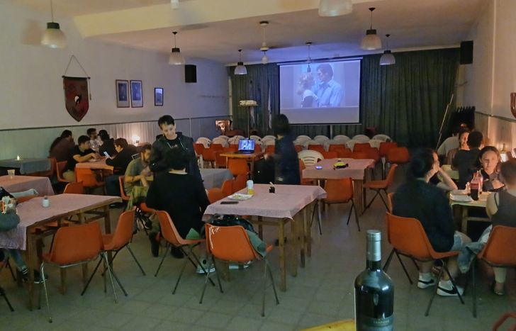 Los viernes en Turdera son de cine.