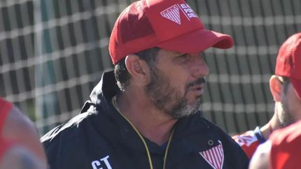 Ruiz quiere un equipo para pelear por el ascenso.