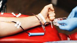 Donar sangre salva entre tres y cuatro vidas.