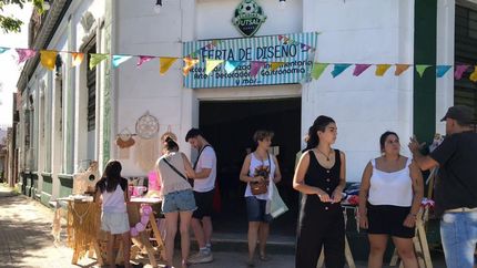 La entrada es sin costo.