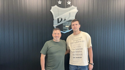 Renato Civelli, el ex Banfield, en su presentación en Defensa y Justicia.