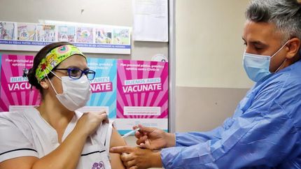 Primero, el personal de salud.