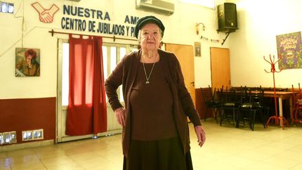 Amalia es una de las fundadoras del Centro de Jubilados Nuestra Amistad. Al día de hoy sigue asistiendo a la institución.