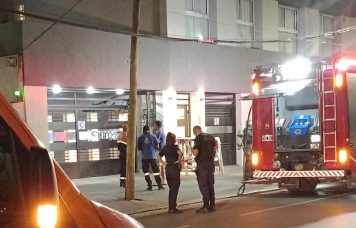 Bomberos, Defensa Civil, Tránsito y Policía trabajaron en el lugar.