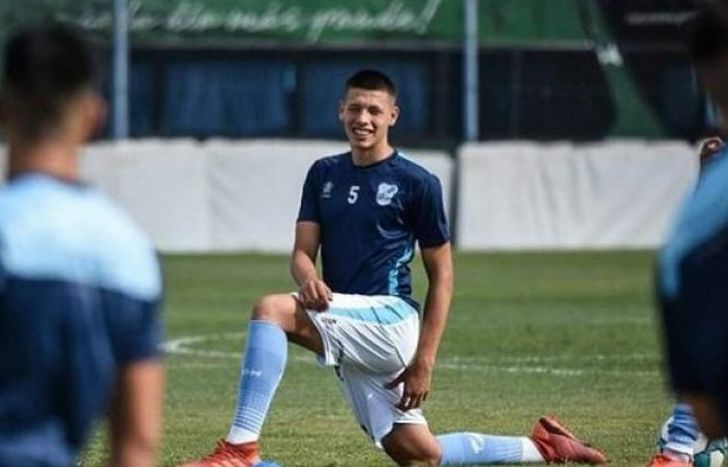 El defensor estará seis meses afuera de las canchas.