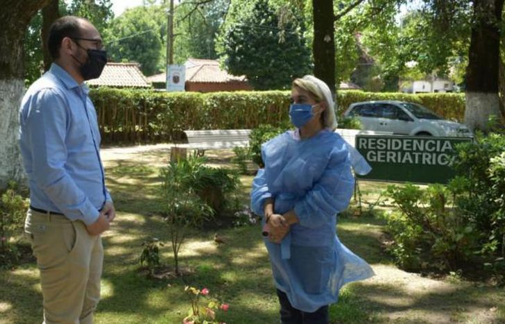 Operativo en el Geriátrico Las Camelias, de Temperley Este.