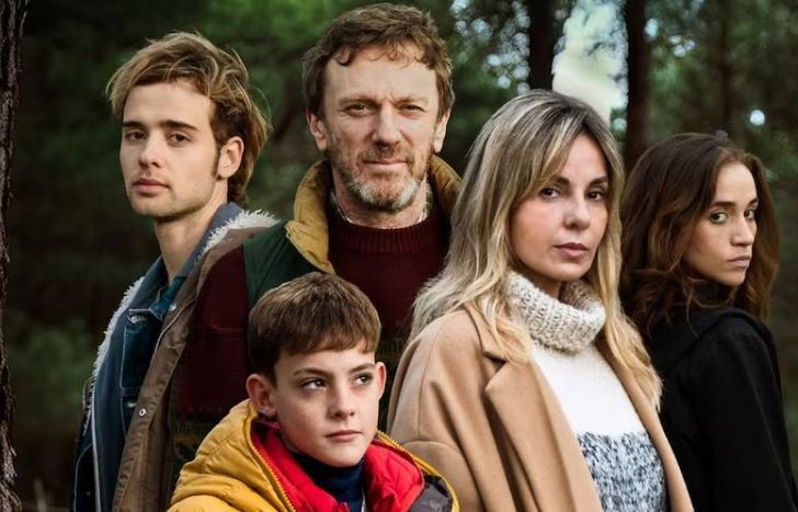 El elenco de la serie.