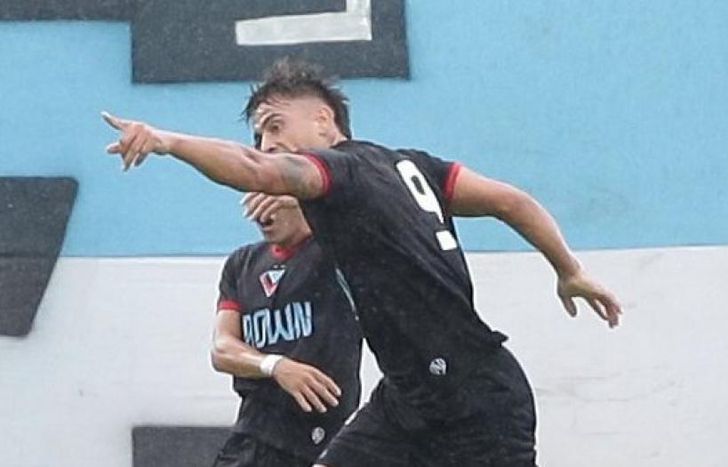Brown de Adrogué en un partido dífil en Jujuy.