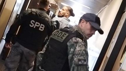 Benítez va a seguir detenido como hasta ahora.