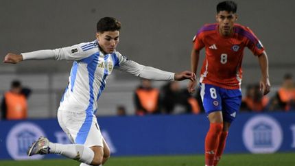 Julián Álvarez en acción.