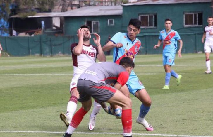 Lanús apenas rescató un empate en Sarandí.