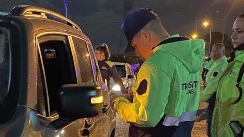 Realizan operativos de seguridad y control en las calles de Lomas.