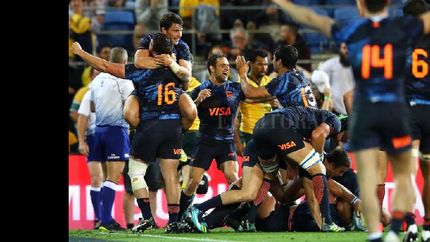 Argentina sale a la cancha con dos modificaciones en el equipo.