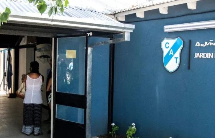 Hay varias salas con cupos disponibles.