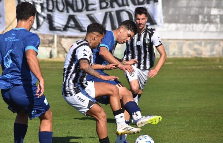 Temperley, víctima de un escandaloso arbitraje.