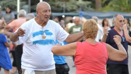 mas de 50 mil vecinos ya participaron de las fiestas populares en lomas