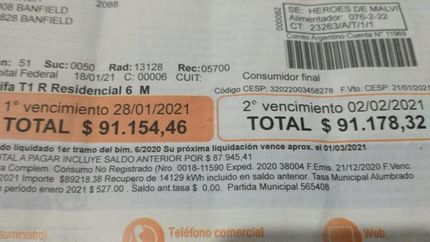 En Edesur le ofrecen pagarlo en seis cuotas.