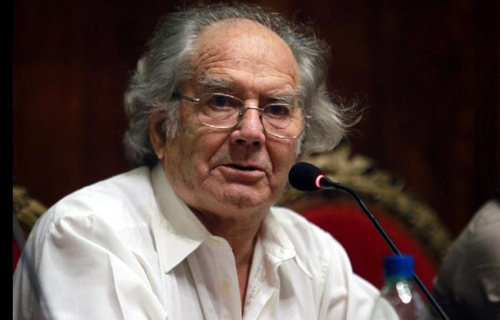 Están despidiendo a trabajadores de todos los sectores, cobras en pesos pero pagás en dólares, dijo el activista.