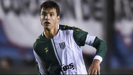 civelli vuela hacia huracan