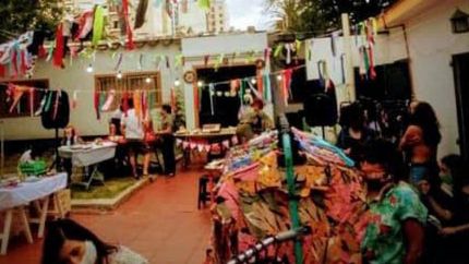 En Almirante Brown 2163, Lomas.