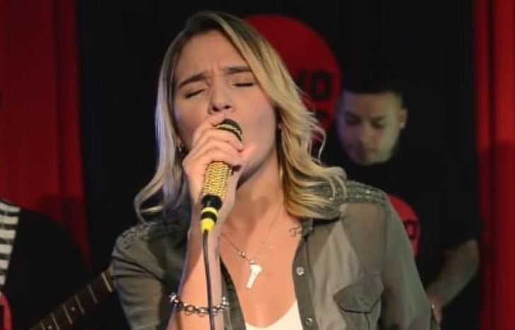 Micaela, con una gran ilusión de poder vivir de la música.