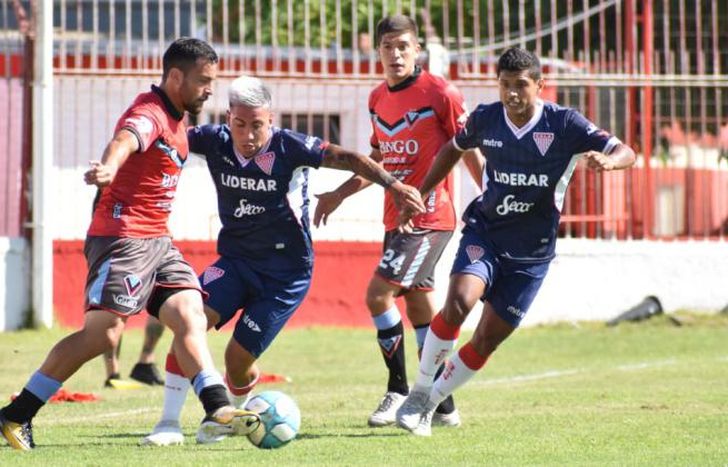 Salega fue la figura del Milrayitas.