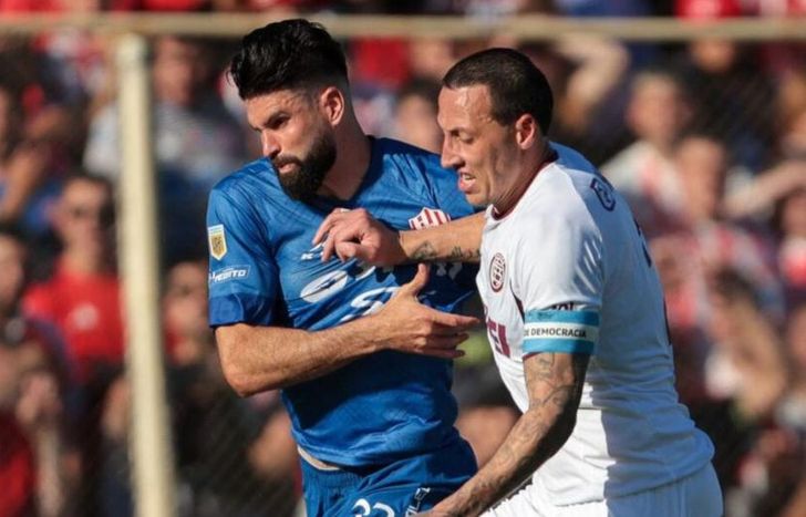 Lema se mostró molesto por el punto logrado en Santa Fe.