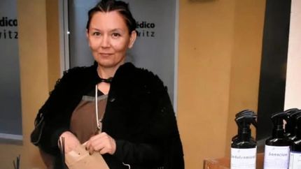 Con la magia del universo Harry Potter.