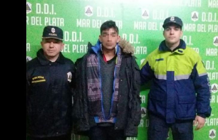 la policía pudo dar con el delincuente que intentó huir.