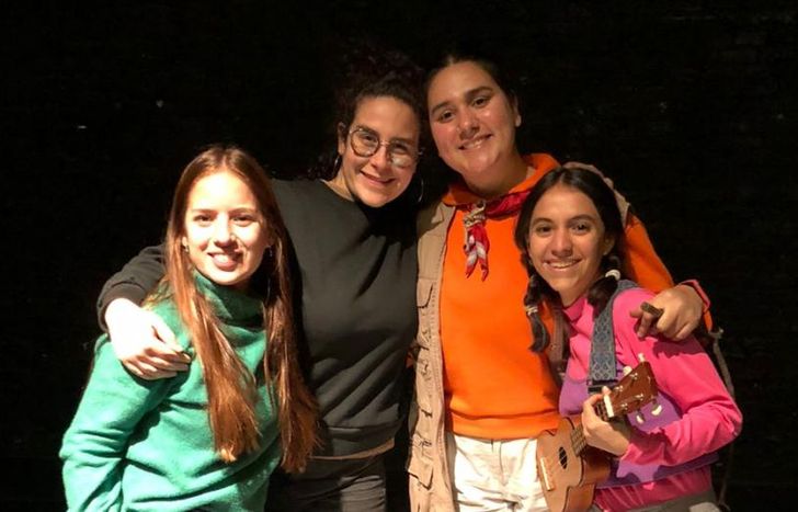 El equipo completo de la obra.